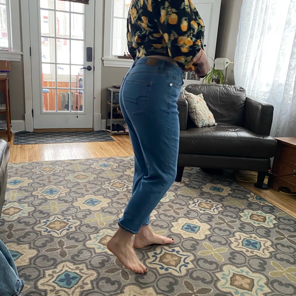 American Eagle Mom Jeans